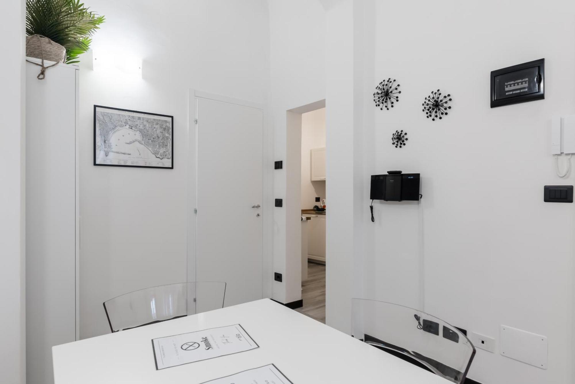 Acquario 5 Minuti, 1Br , Free A-C, Wifi & Netflix "City Center" By Tilo Генуа Екстериор снимка