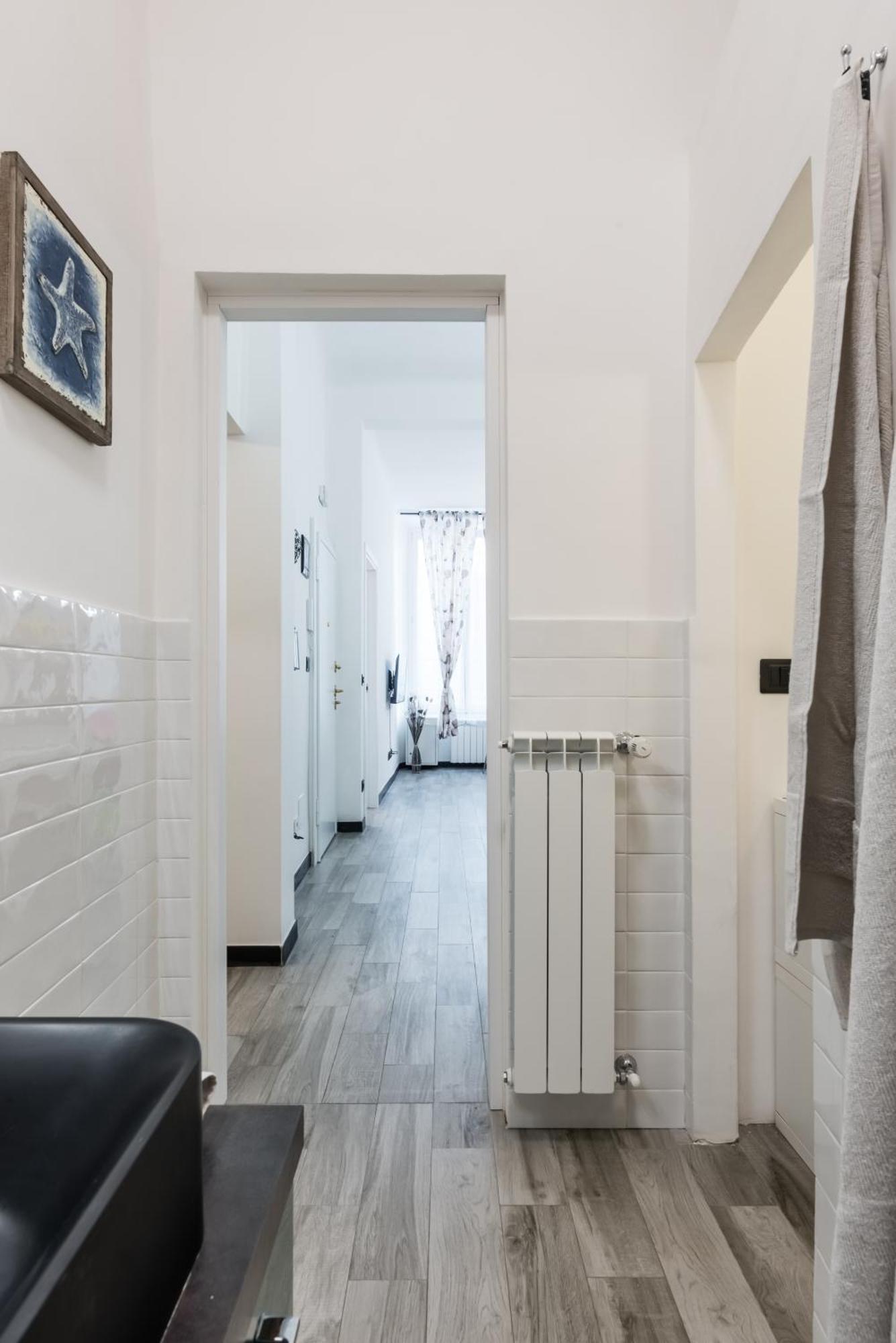 Acquario 5 Minuti, 1Br , Free A-C, Wifi & Netflix "City Center" By Tilo Генуа Екстериор снимка