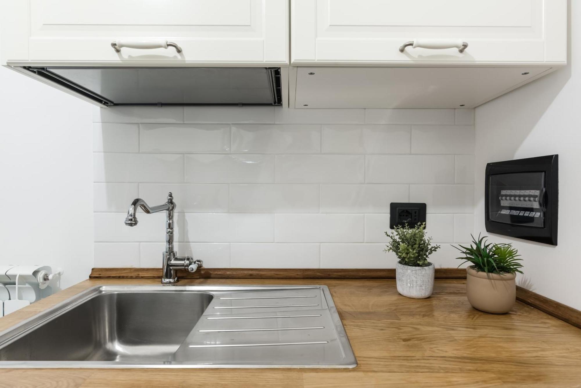 Acquario 5 Minuti, 1Br , Free A-C, Wifi & Netflix "City Center" By Tilo Генуа Екстериор снимка