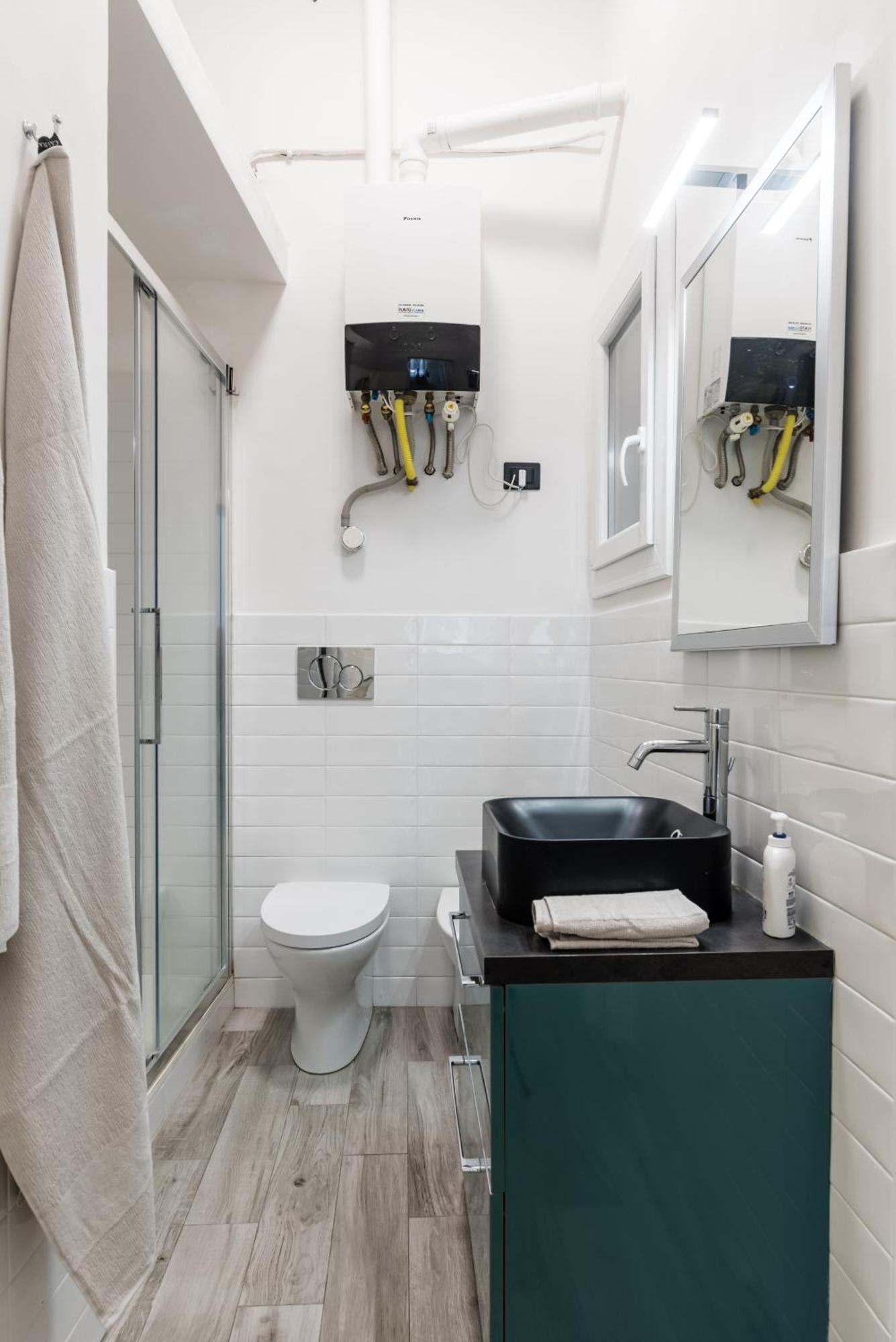 Acquario 5 Minuti, 1Br , Free A-C, Wifi & Netflix "City Center" By Tilo Генуа Екстериор снимка
